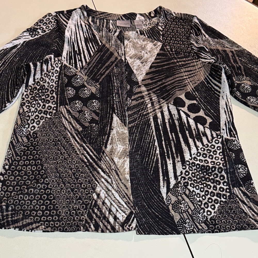 Easywear by Chico’s Stylish Black and Tan Women's Cardigan w/ 3/4 Sleeve Size 1